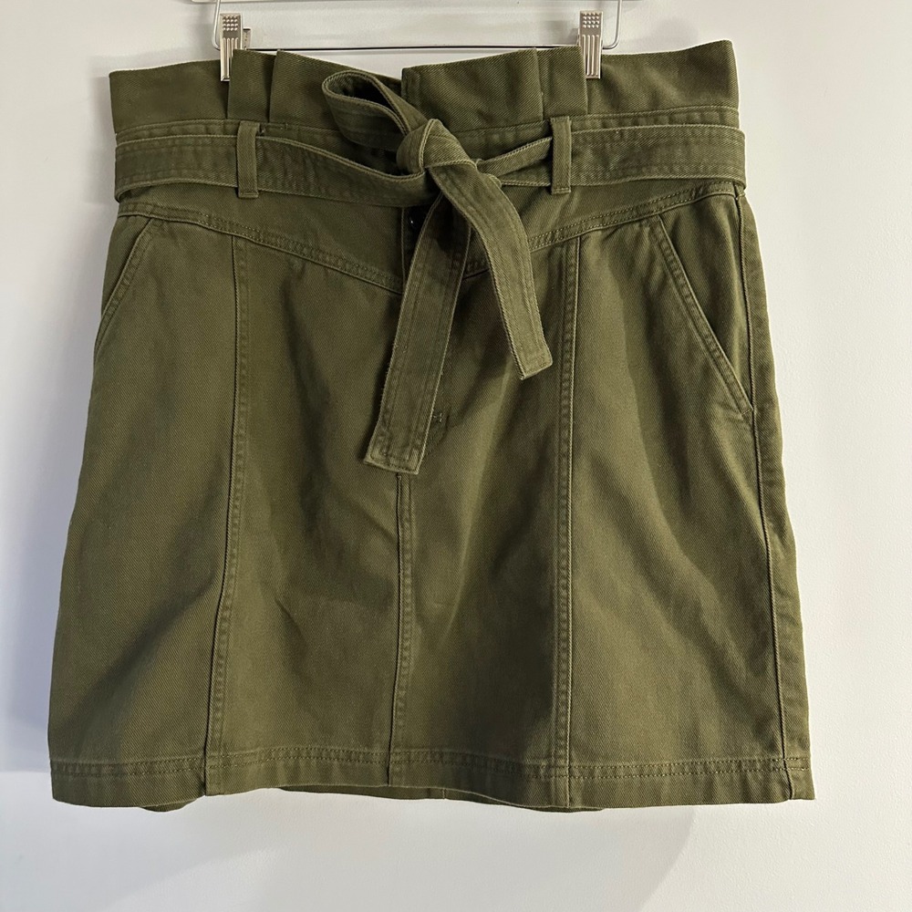 Banana Republic Mini Skirt Womens 16 Olive Green Excellent Paperbag Utility Belt